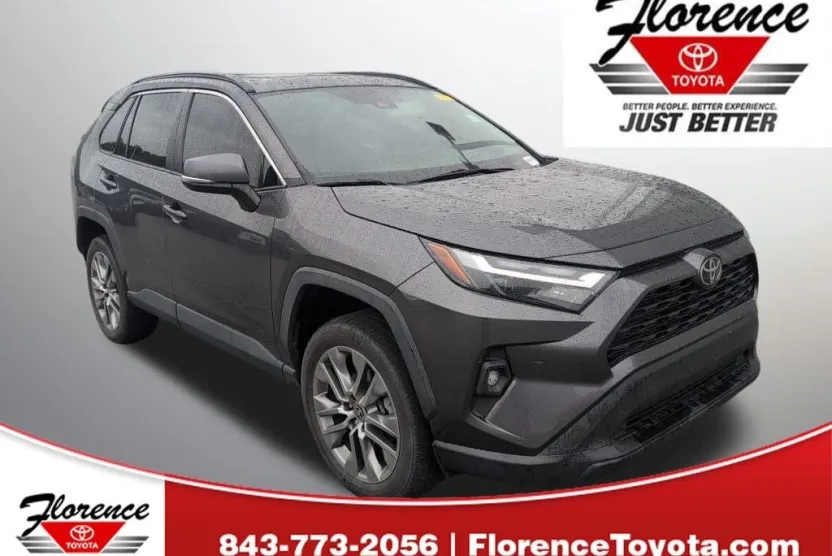 2022 Toyota RAV4 XLE Premium photo 1