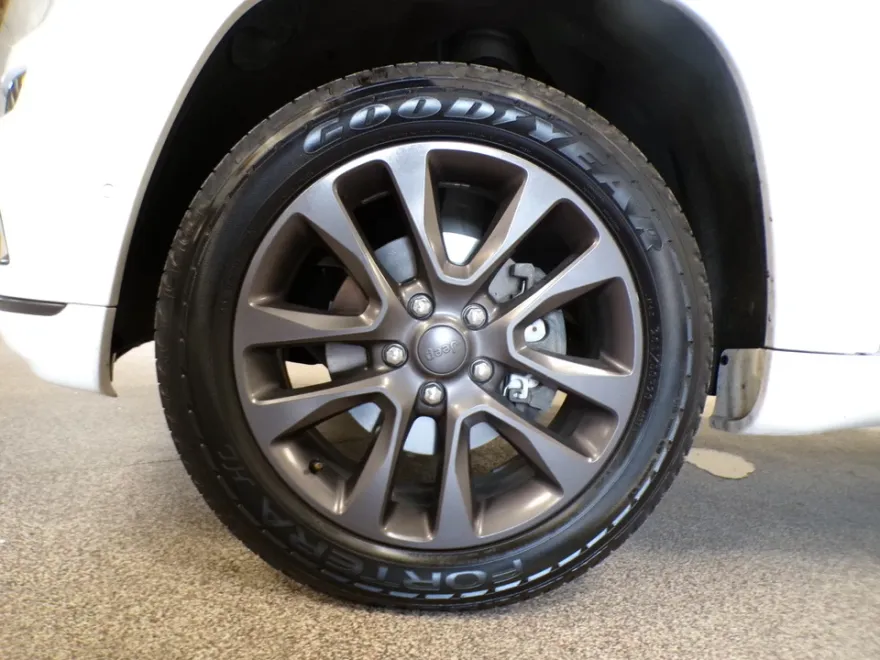 2019 Jeep Grand Cherokee High Altitude photo 1