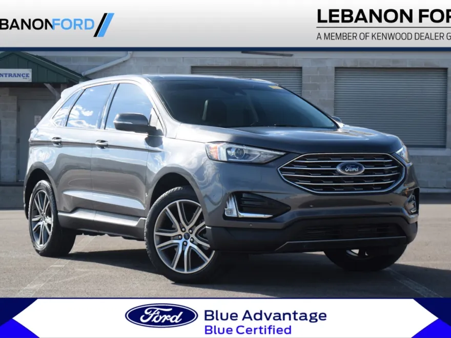 2022 Ford Edge Titanium photo 1