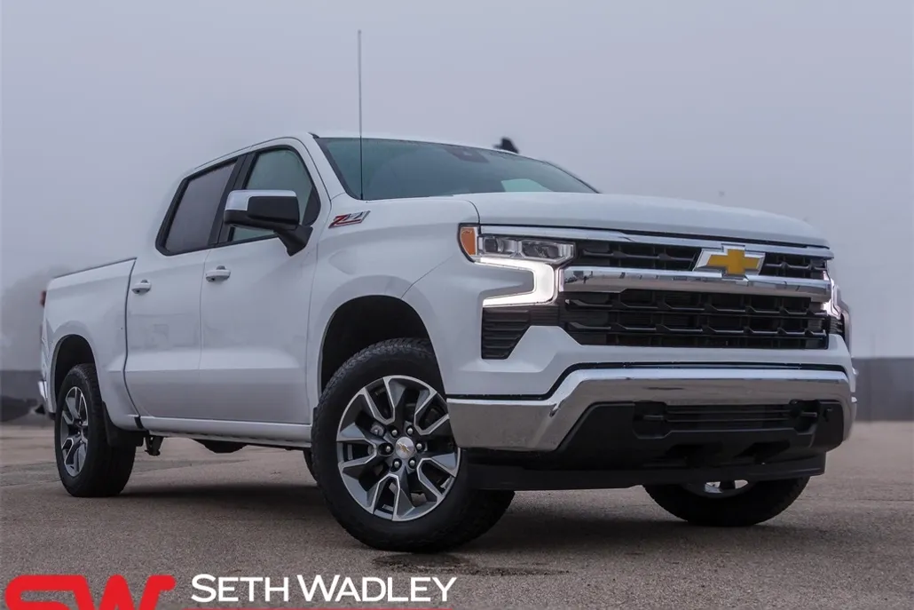 2025 Chevrolet Silverado 1500 LT1 photo 1