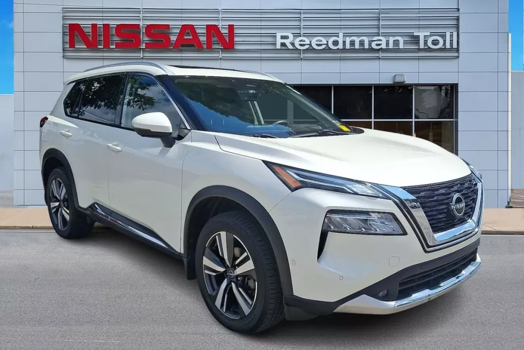 2022 Nissan Rogue Platinum AWD photo 1