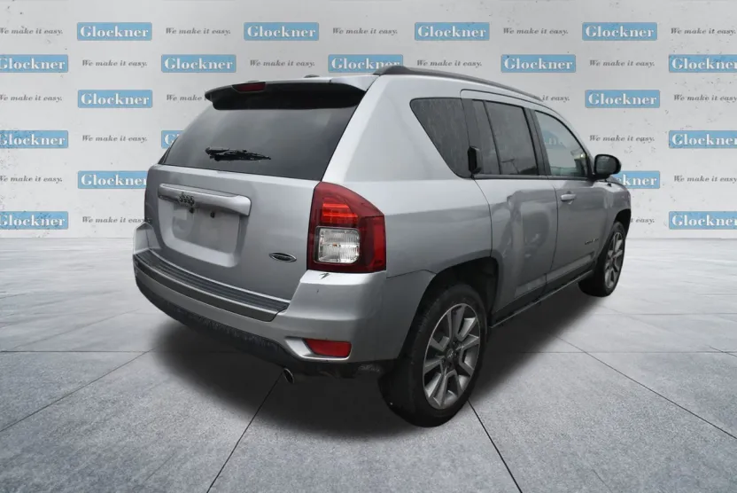 2017 Jeep Compass Sport photo 1