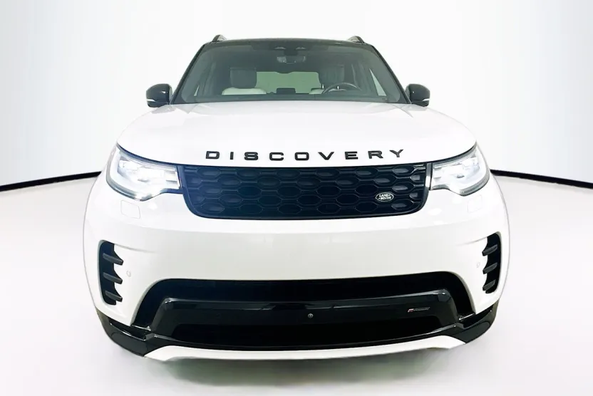 2023 Land Rover Discovery HSE R-Dynamic photo 1