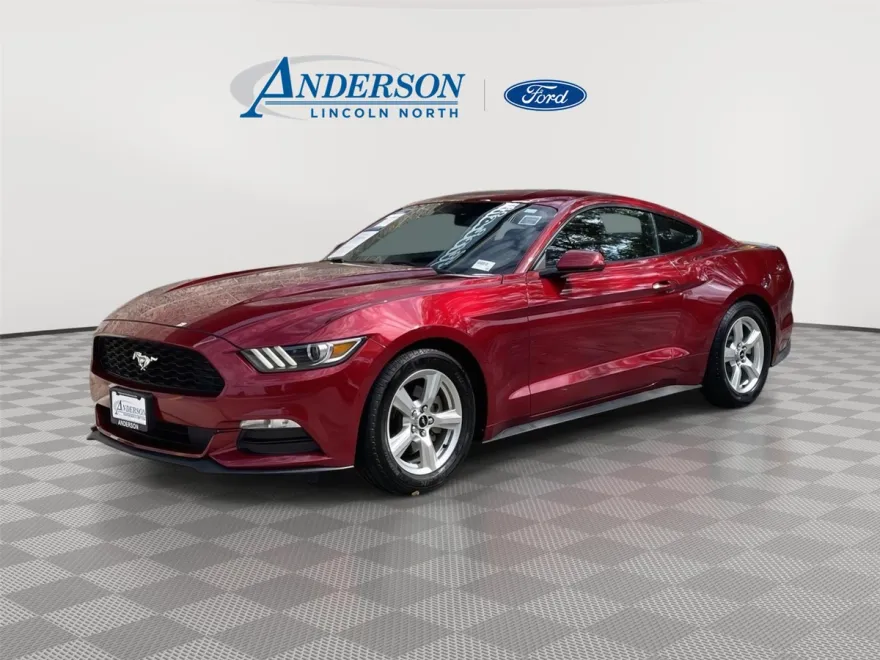 2015 Ford Mustang V6 photo 1