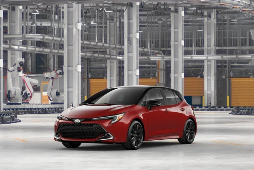 2025 Toyota Corolla XSE photo 1