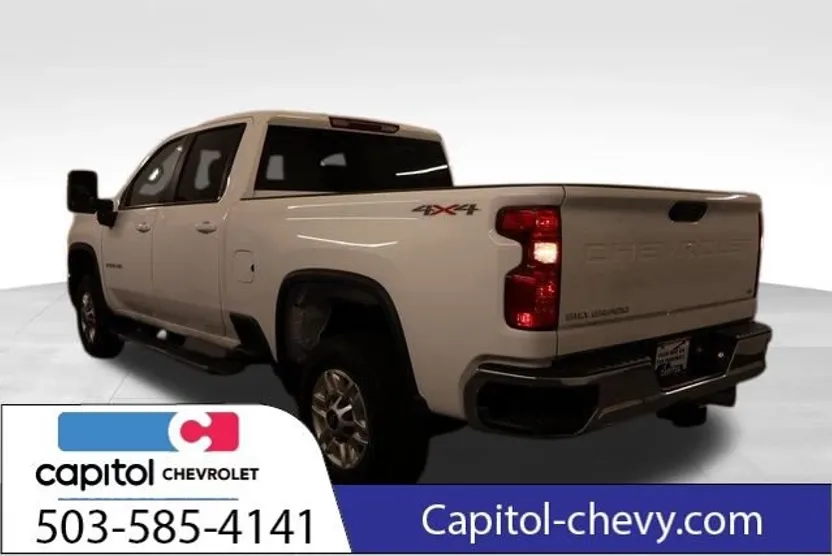 2024 Chevrolet Silverado 2500HD LT photo 1