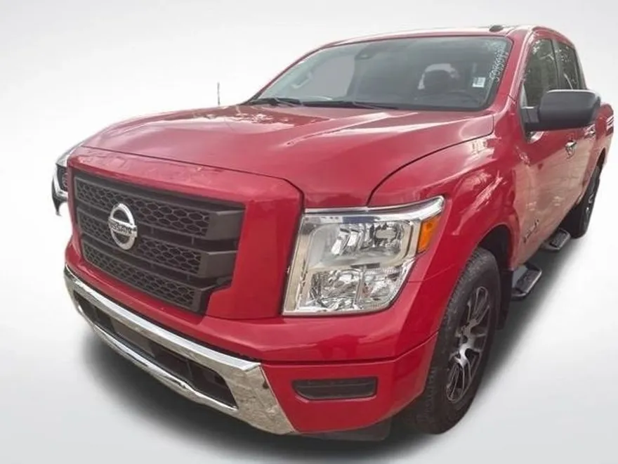 2021 Nissan Titan Crew Cab SV photo 1