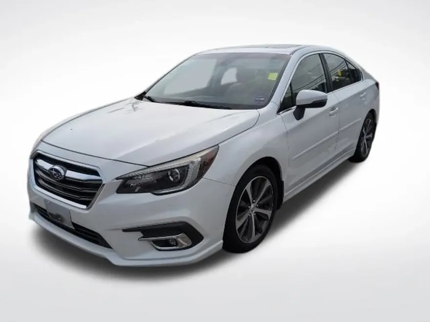2018 Subaru Legacy 3.6R Limited photo 1