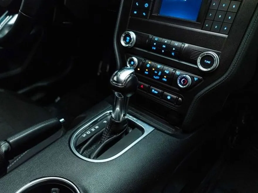 2020 Ford Mustang GT photo 32