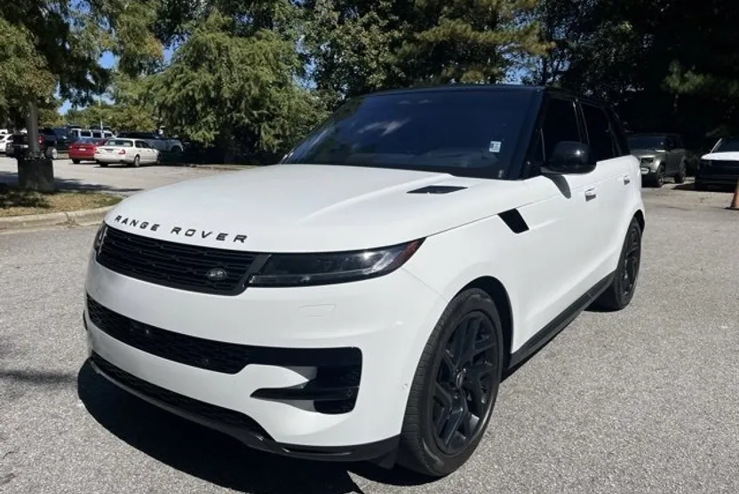 2023 Land Rover Range Rover Sport SE photo 1
