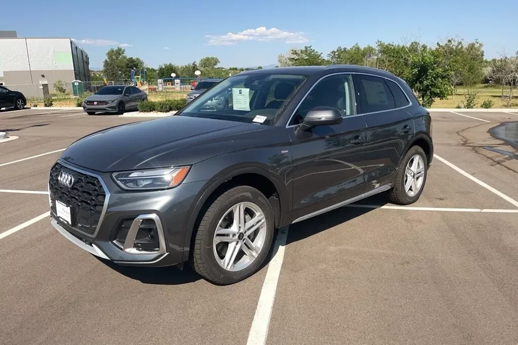 2025 Audi Q5 55 S line Premium Plus photo 1