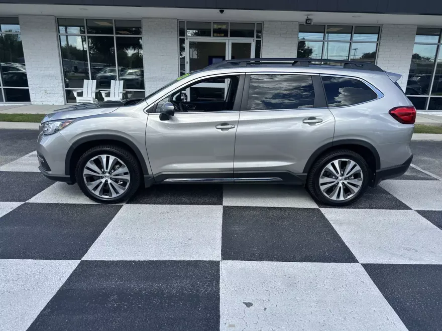 2020 Subaru Ascent Limited photo 1
