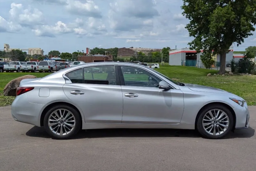 2019 Infiniti Q50 3.0t LUXE photo 1