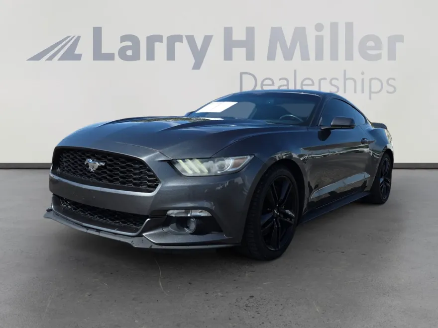 2016 Ford Mustang EcoBoost Premium photo 1