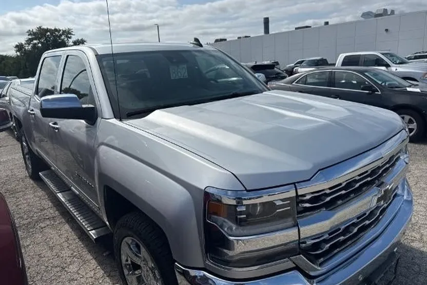 2016 Chevrolet Silverado 1500 LTZ photo 1