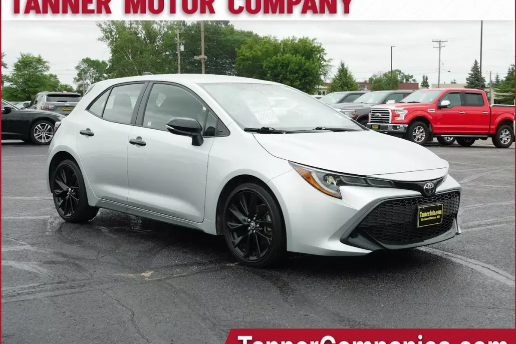 2022 Toyota Corolla SE photo 1
