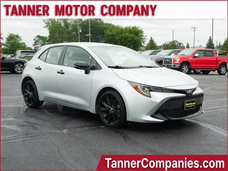 2022 Toyota Corolla SE photo 1