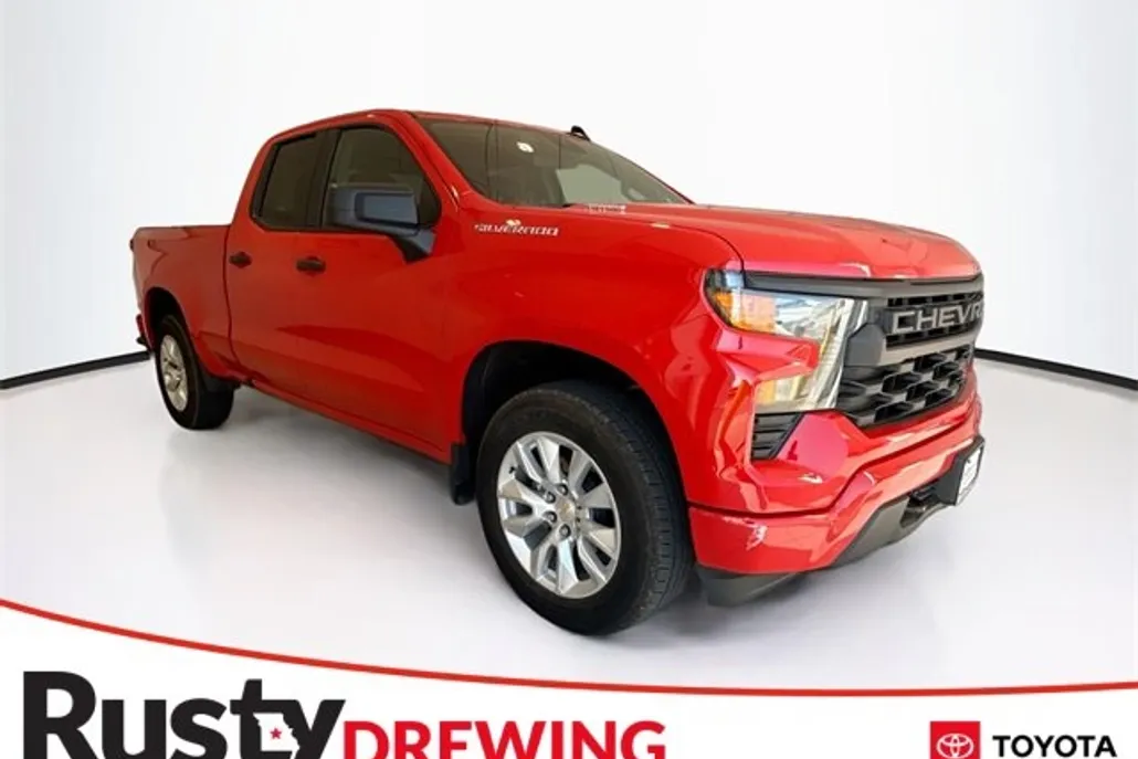 2025 Chevrolet Silverado 1500 Custom photo 1