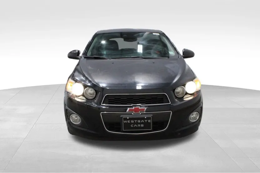 2015 Chevrolet Sonic LT photo 1