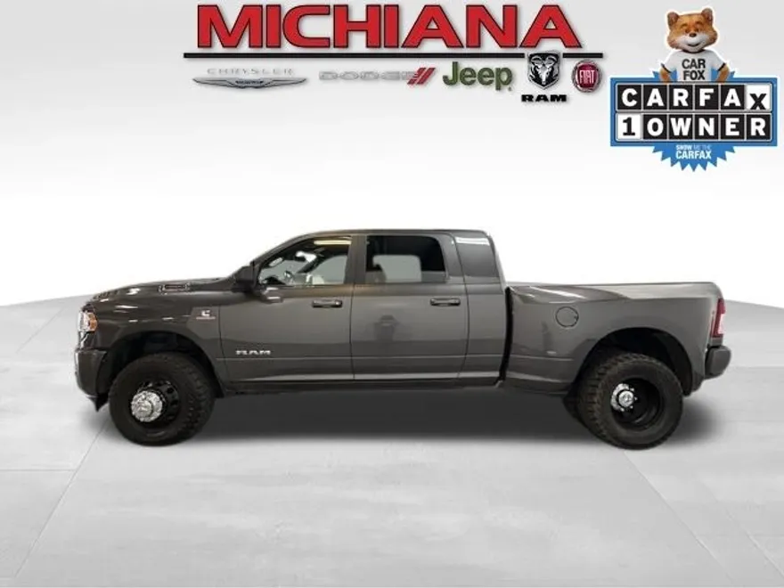 2022 Ram 3500 Big Horn Lone Star photo 1