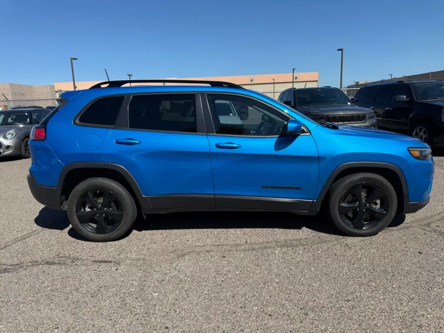 2021 Jeep Cherokee Altitude photo 1