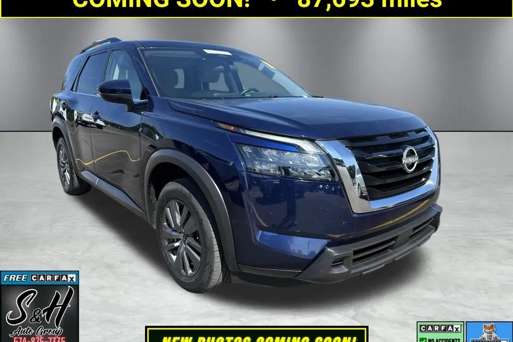 2023 Nissan Pathfinder SV photo 1
