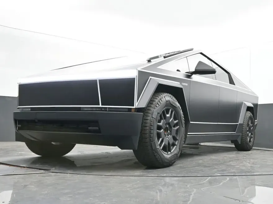 2024 Tesla Cybertruck Cyberbeast photo 34