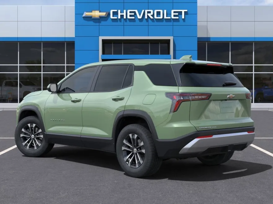 2025 Chevrolet Equinox LT photo 3