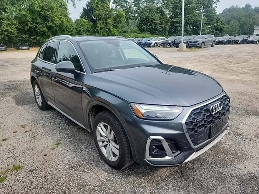 2022 Audi Q5 45 S line Premium photo 1