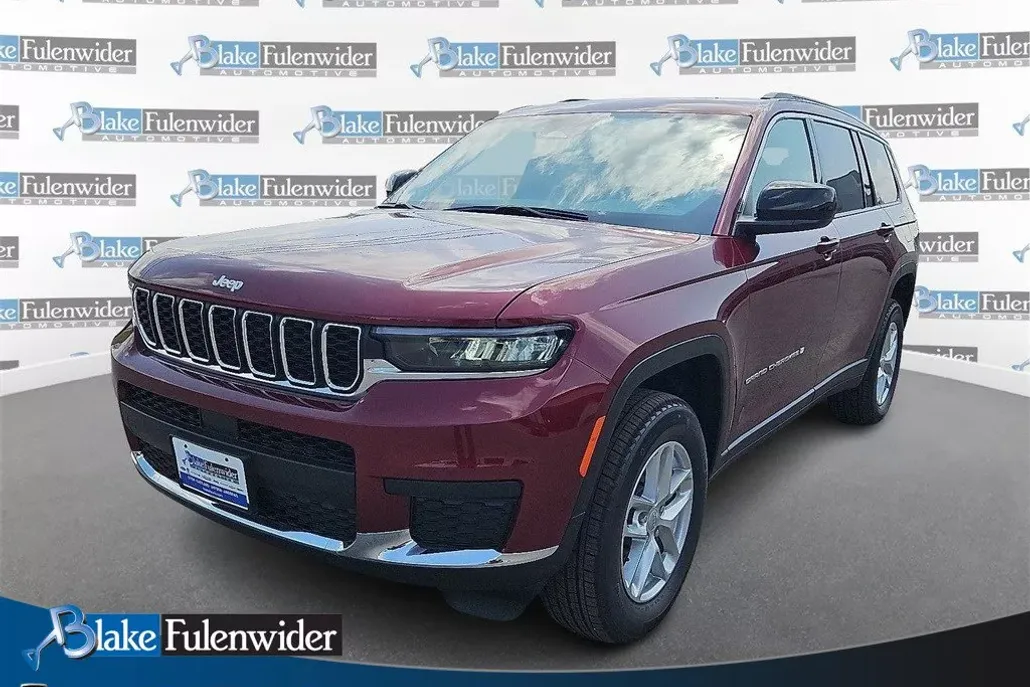 2025 Jeep Grand Cherokee Laredo X photo 1