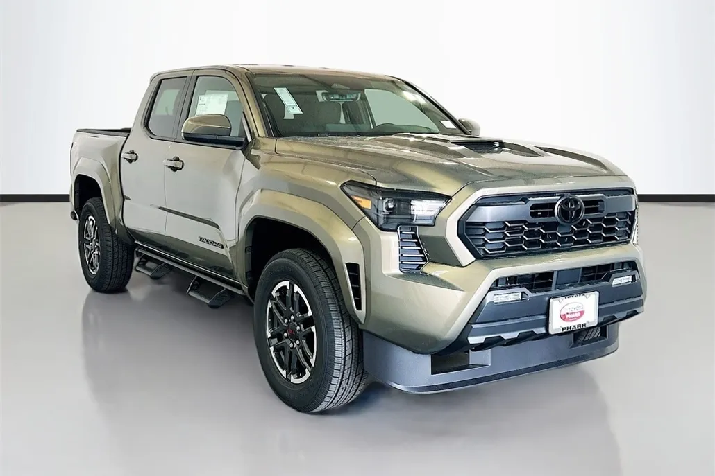 2025 Toyota Tacoma TRD Sport photo 1