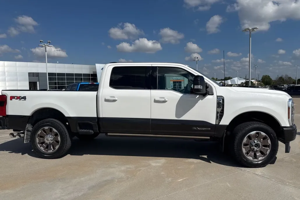 2024 Ford F-250 photo 1