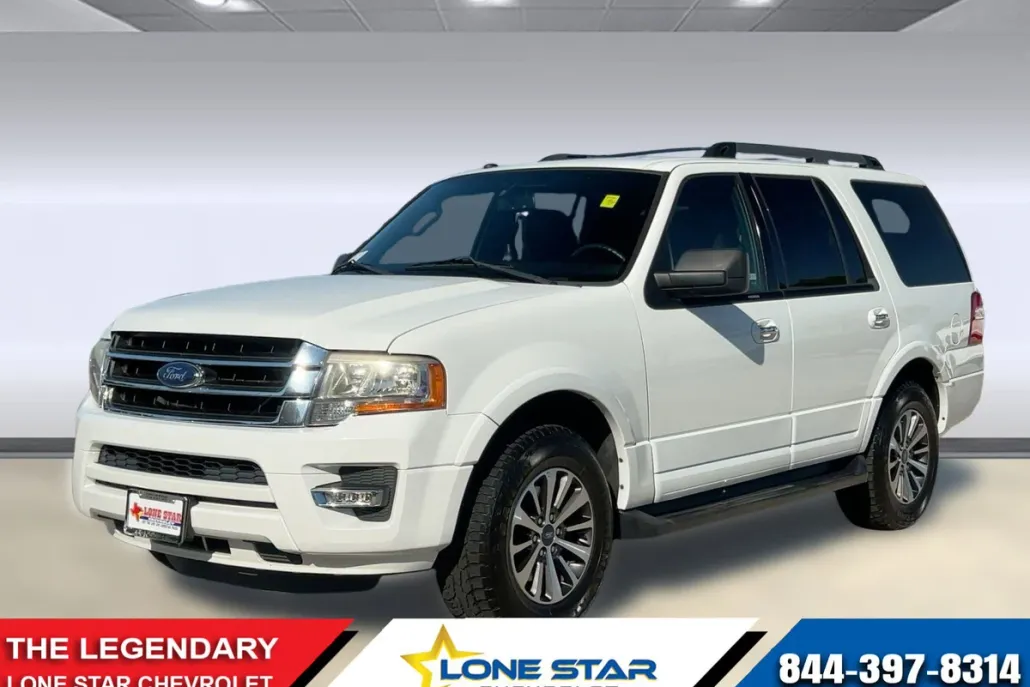 2017 Ford Expedition XLT photo 1