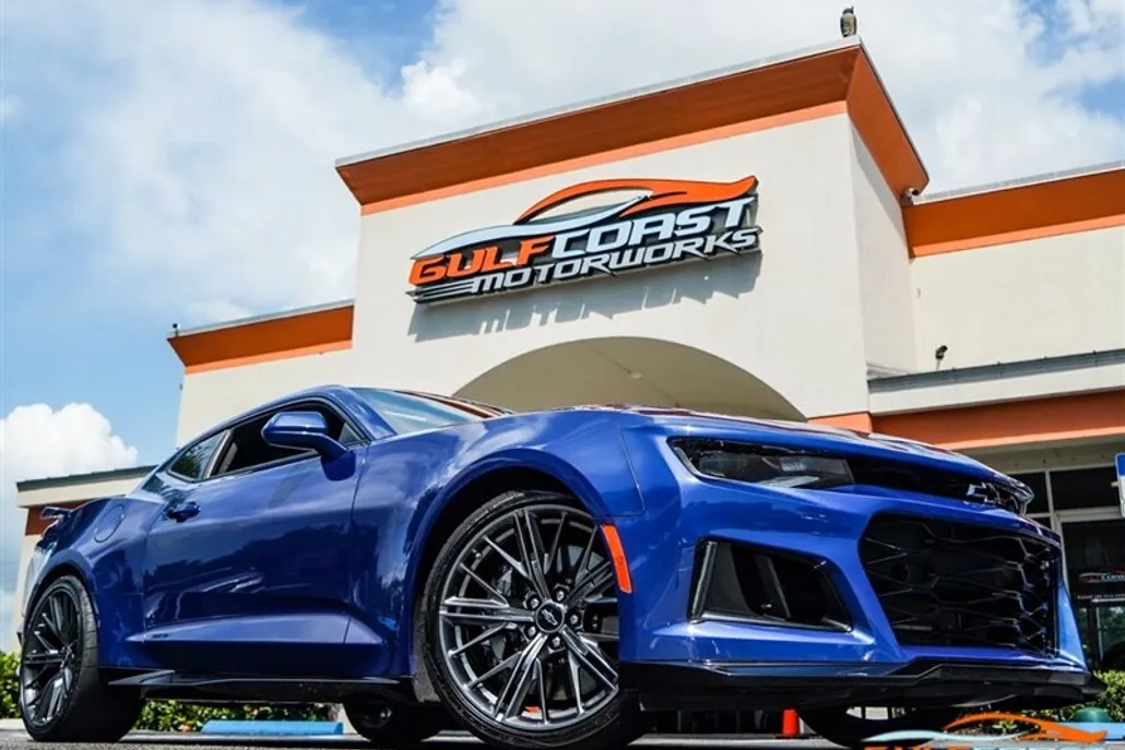 2022 Chevrolet Camaro ZL1 Coupe photo 1