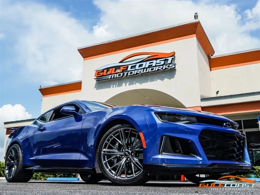 2022 Chevrolet Camaro ZL1 Coupe photo 1
