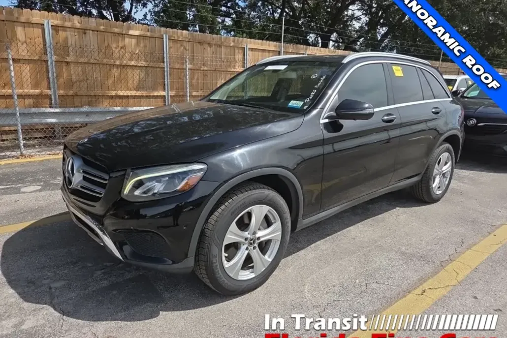 2018 Mercedes Benz GLC 300 photo 1
