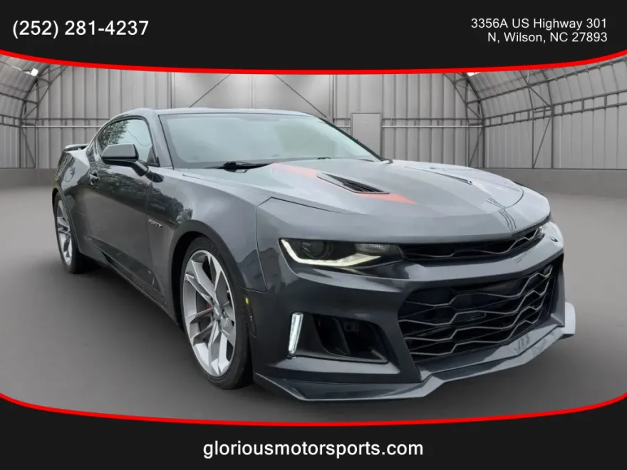 2017 Chevrolet Camaro SS Coupe photo 1