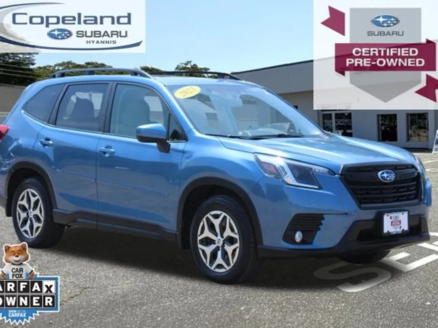 2023 Subaru Forester Premium photo 1