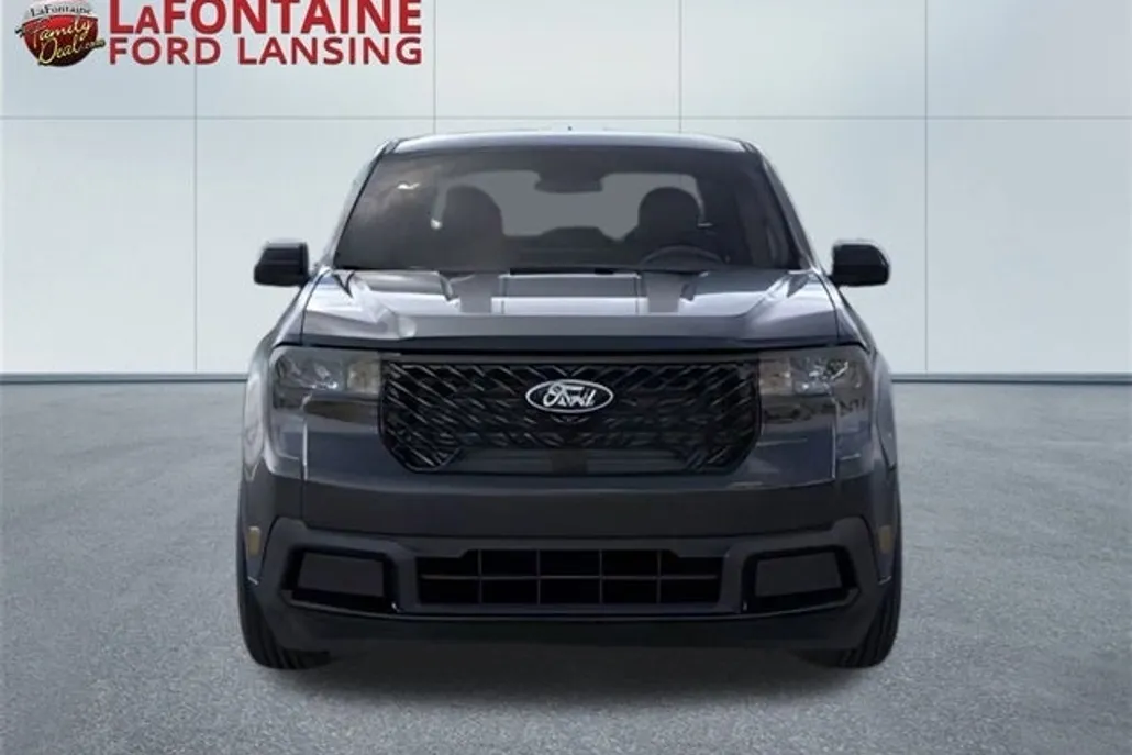 2025 Ford Maverick XLT photo 1