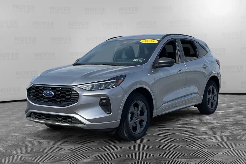 2024 Ford Escape ST-Line photo 1