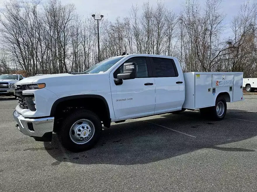 2024 Chevrolet Silverado 3500HD Work Truck photo 1