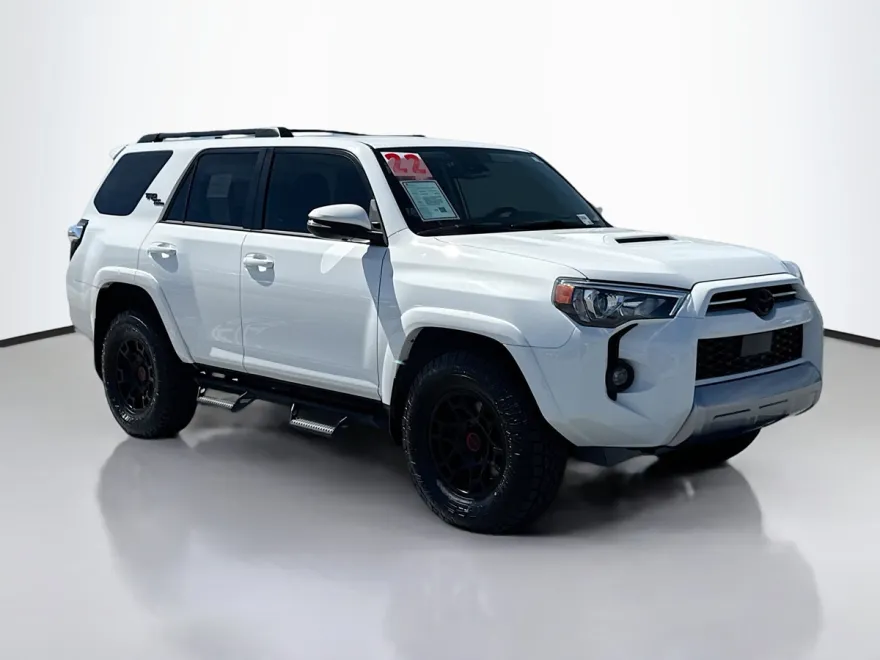 2022 Toyota 4Runner TRD Off-Road Premium photo 1