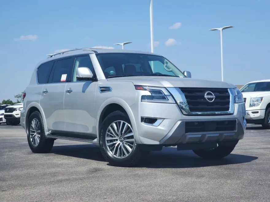 2024 Nissan Armada SL photo 1