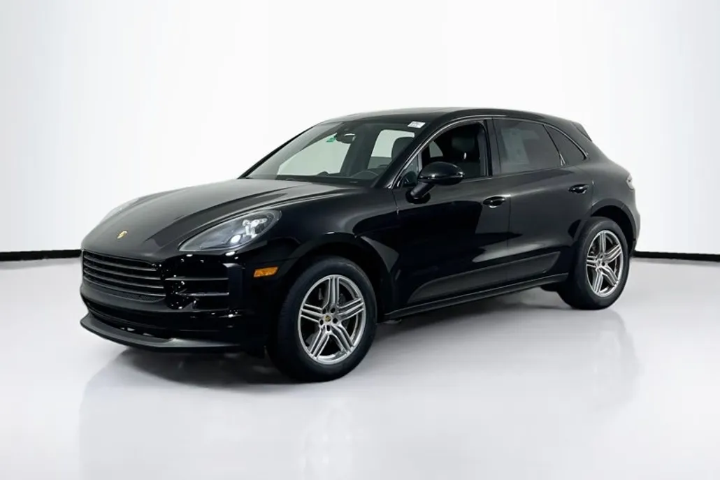 2021 Porsche Macan Base photo 1