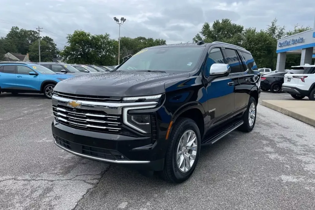 2025 Chevrolet Tahoe Premier photo 1