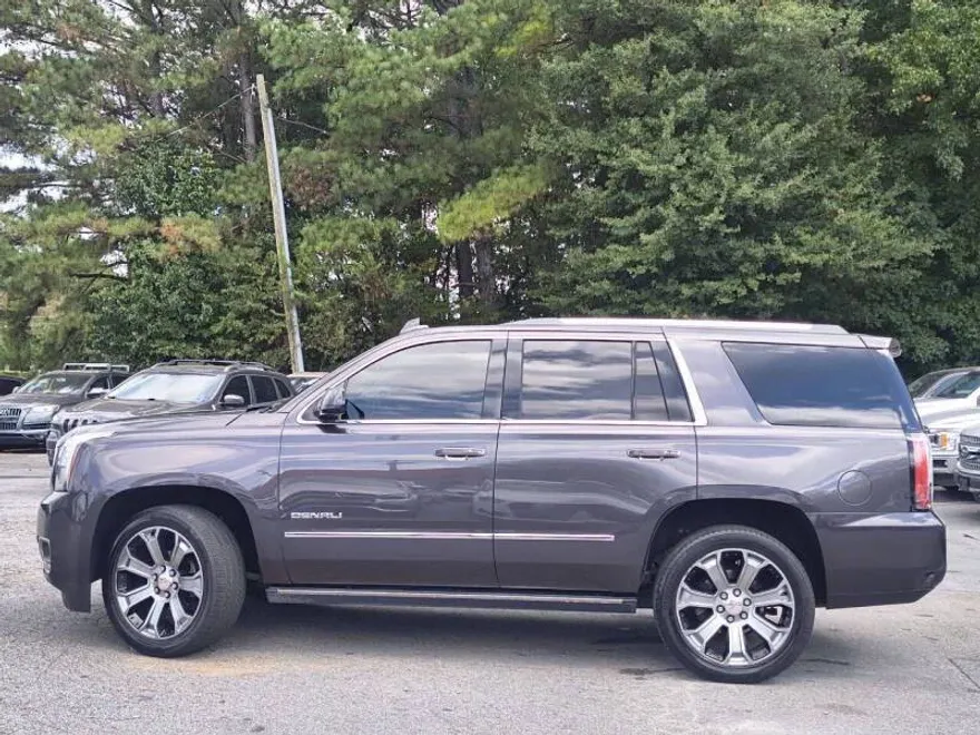 2017 Gmc Yukon Denali photo 1