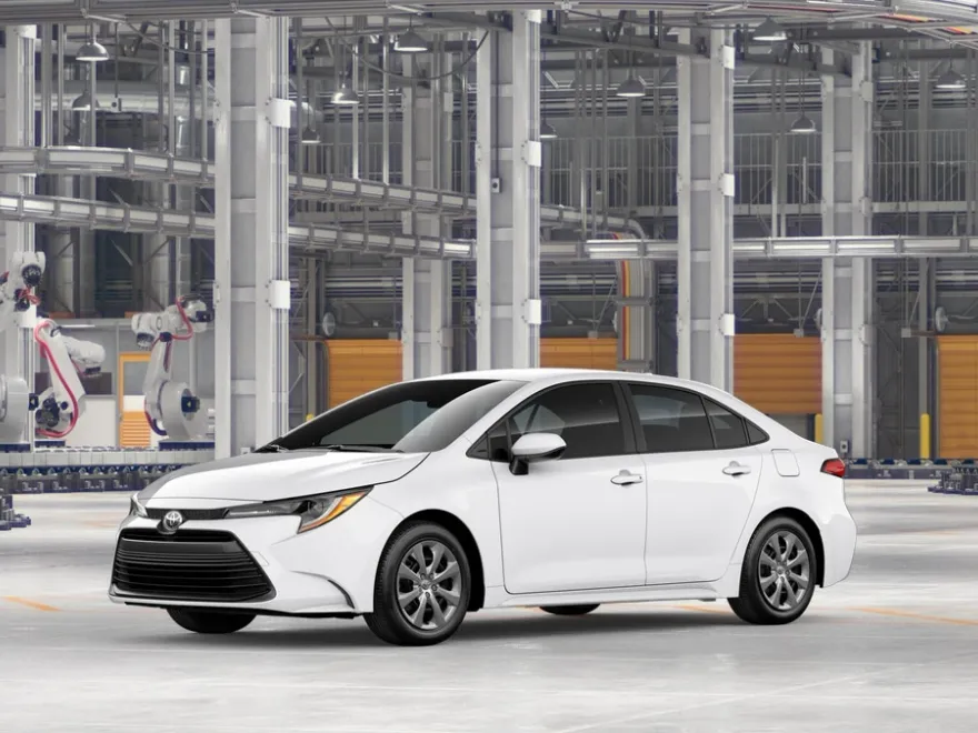 2026 Toyota Corolla LE photo 1