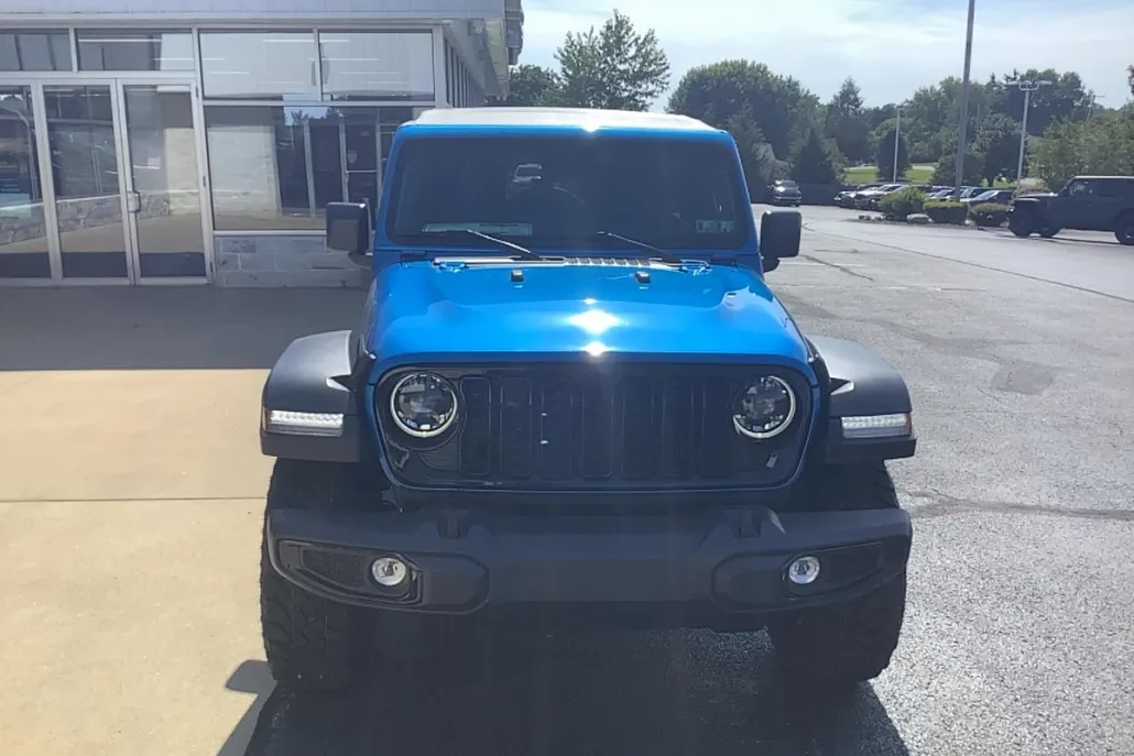 2025 Jeep Wrangler Willys photo 1