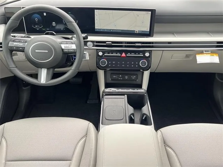 2025 Hyundai Tucson Hybrid Limited photo 1