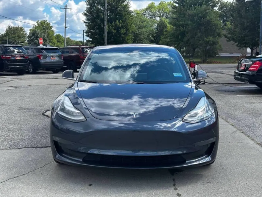 2018 Tesla Model 3 Long Range photo 1